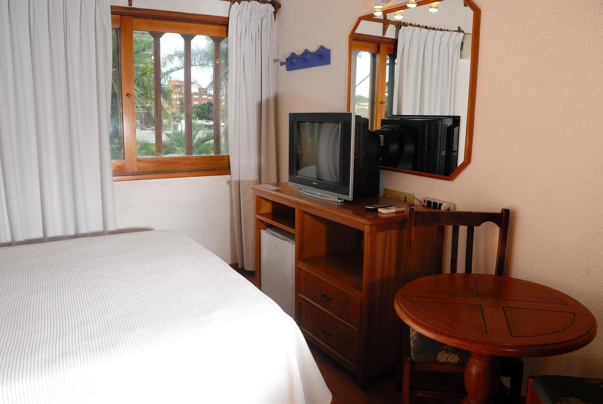 Hotel Oasis 埃斯特角城 外观 照片