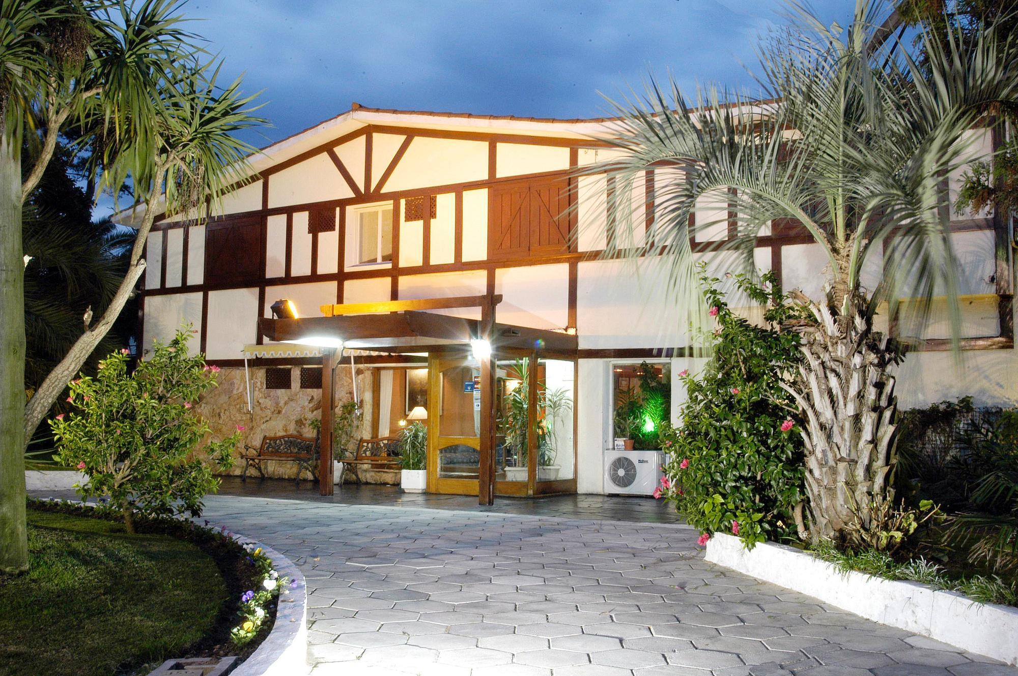 Hotel Oasis 埃斯特角城 外观 照片