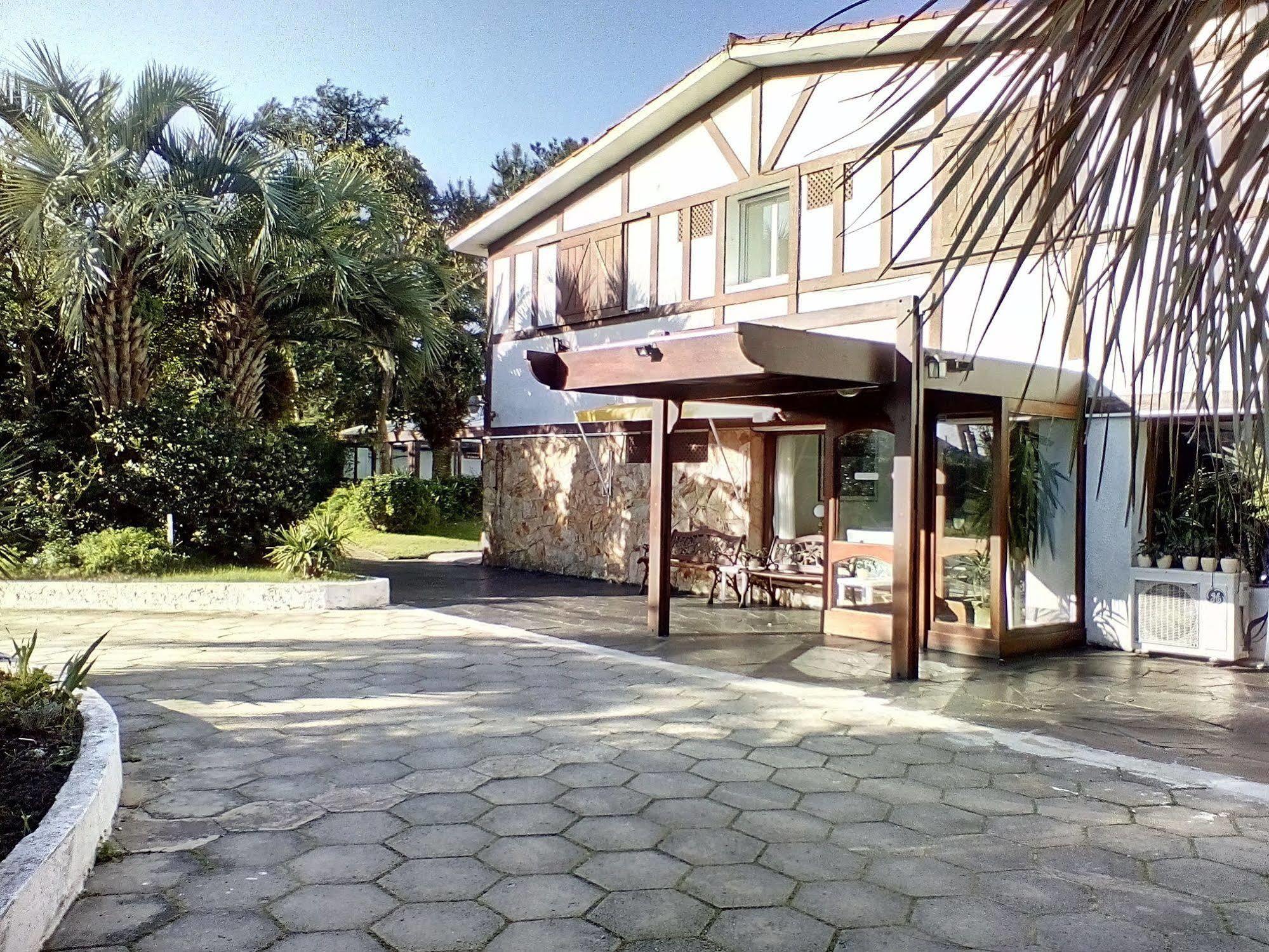 Hotel Oasis 埃斯特角城 外观 照片