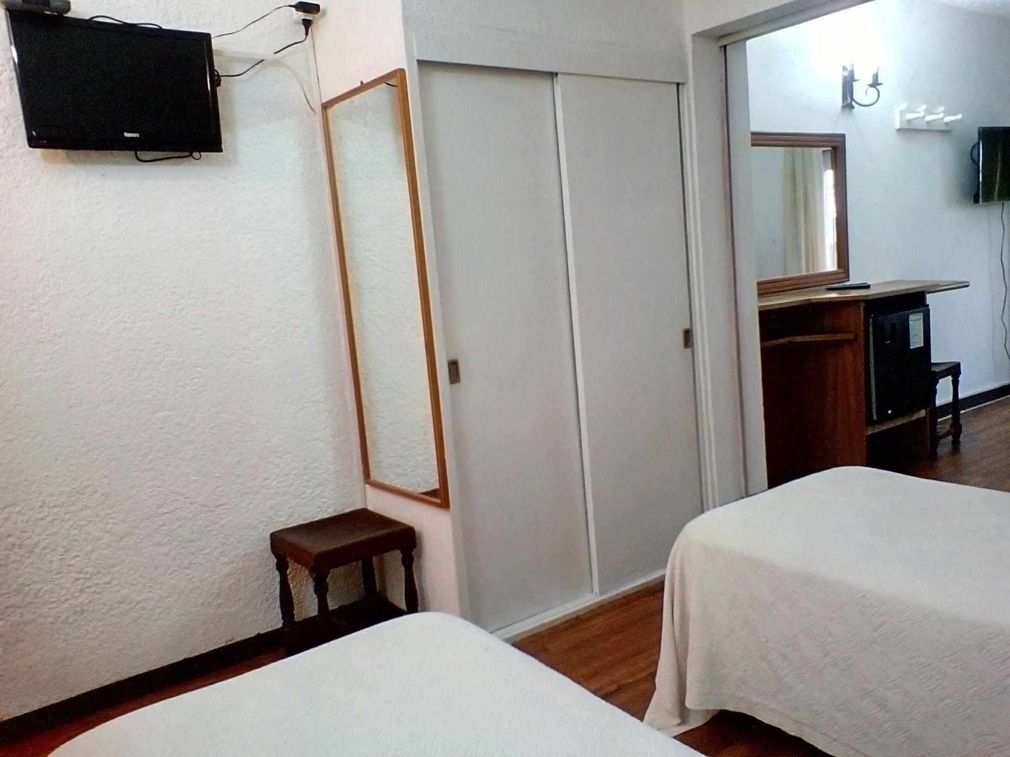 Hotel Oasis 埃斯特角城 外观 照片